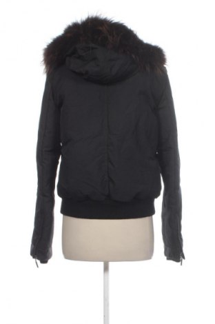 Dámská bunda  Gas, Velikost M, Barva Černá, Cena  1 039,00 Kč