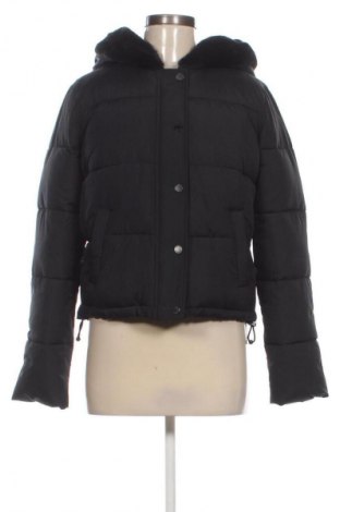 Дамско яке Hollister, Размер S, Цвят Черен, Цена 31,74 €