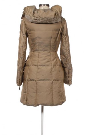 Дамско яке Zara, Размер XS, Цвят Бежов, Цена 21,98 €