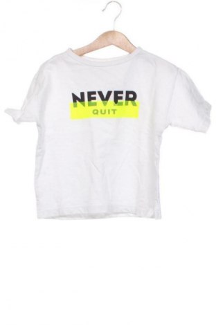 Детска тениска Reserved, Размер 3-4y/ 104-110 см, Цвят Бял, Цена 4,09 €