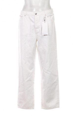 Męskie jeansy Calvin Klein Jeans, Rozmiar M, Kolor Biały, Cena 452,99 zł