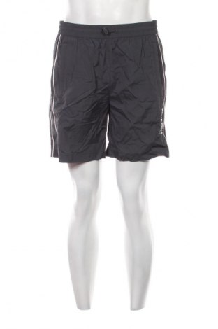 Férfi rövidnadrág Calvin Klein Jeans, Méret M, Szín Szürke, Ár 22 399 Ft