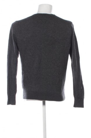 Pánský svetr  Tommy Hilfiger, Velikost M, Barva Šedá, Cena  1 229,00 Kč