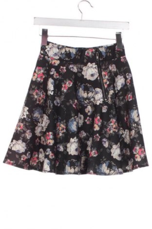 Пола Amisu, Размер XS, Цвят Многоцветен, Цена 9,71 €