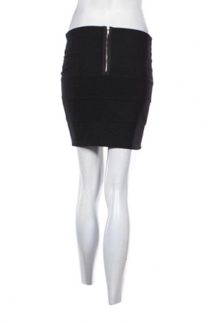 Пола Amisu, Размер S, Цвят Черен, Цена 5,68 €