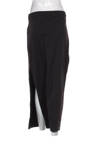 Пола Amisu, Размер L, Цвят Черен, Цена 7,15 €