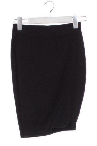 Пола Amisu, Размер XS, Цвят Черен, Цена 8,69 €