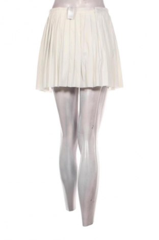 Пола Bershka, Размер M, Цвят Бял, Цена 6,13 €