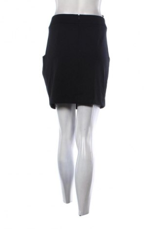 Пола Biaggini, Размер M, Цвят Черен, Цена 3,06 €