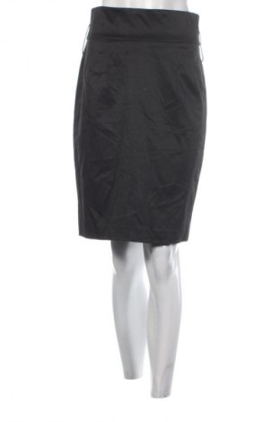 Пола Esisto, Размер S, Цвят Черен, Цена 3,57 €