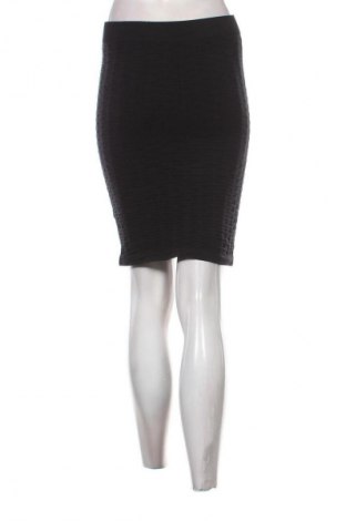 Sukně Fb Sister, Velikost M, Barva Černá, Cena  139,00 Kč