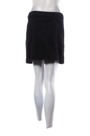 Пола Fb Sister, Размер M, Цвят Черен, Цена 12,09 €