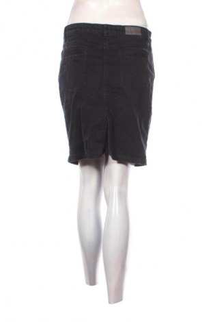 Пола Fred Perry, Размер L, Цвят Черен, Цена 19,94 €