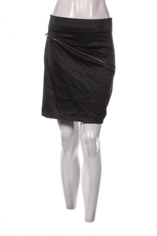 Пола Gina Tricot, Размер S, Цвят Черен, Цена 2,55 €