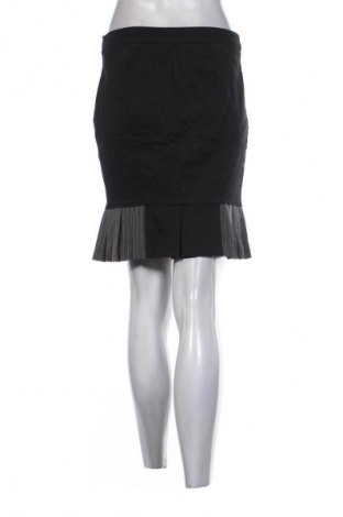 Sukně Grass, Velikost M, Barva Černá, Cena  217,00 Kč