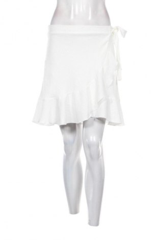 Пола LC Waikiki, Размер XL, Цвят Бял, Цена 10,00 €