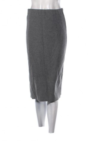 Пола LC Waikiki, Размер S, Цвят Сив, Цена 6,64 €