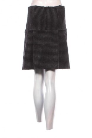 Sukně Lisa Tossa, Velikost S, Barva Vícebarevné, Cena  199,00 Kč