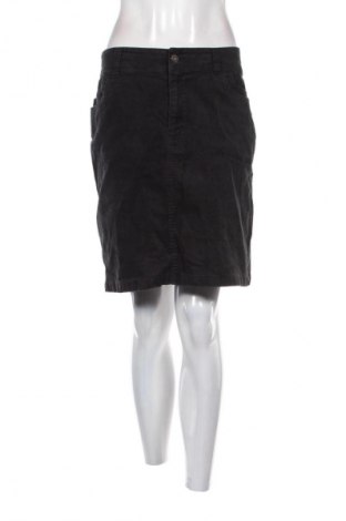 Fustă Liv, Mărime XL, Culoare Negru, Preț 17,99 Lei