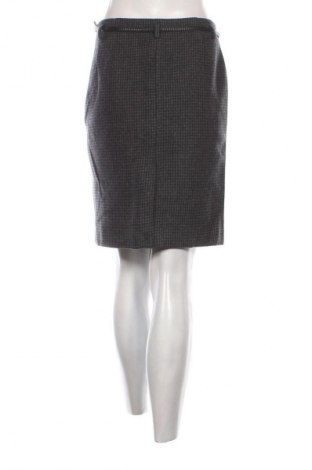 Пола Mango, Размер M, Цвят Многоцветен, Цена 23,94 €