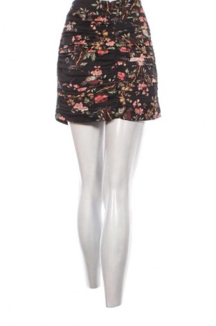 Пола Mango, Размер M, Цвят Многоцветен, Цена 9,20 €