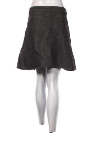 Пола Max&Co., Размер M, Цвят Черен, Цена 14,31 €