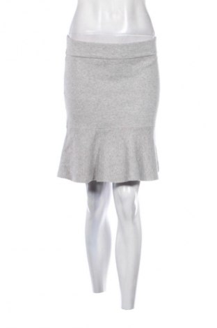 Пола Noisy May, Размер M, Цвят Сив, Цена 7,66 €