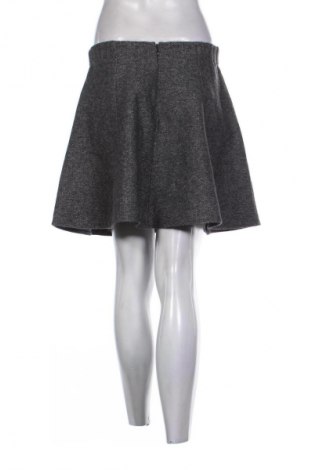 Пола ONLY, Размер M, Цвят Сив, Цена 6,64 €