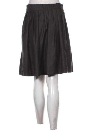 Sukně Reserved, Velikost M, Barva Šedá, Cena  149,00 Kč