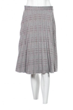 Пола Reserved, Размер M, Цвят Многоцветен, Цена 18,57 €