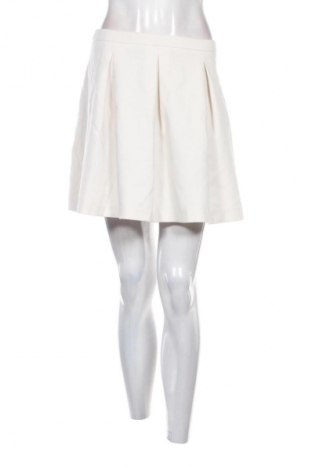 Пола Reserved, Размер S, Цвят Бял, Цена 7,15 €