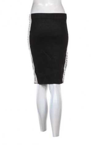 Пола Samsoe & Samsoe, Размер M, Цвят Черен, Цена 6,13 €