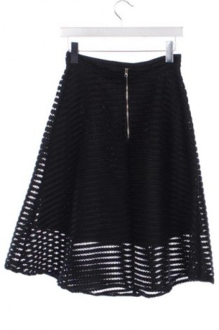 Пола TFNC London, Размер XS, Цвят Черен, Цена 16,36 €