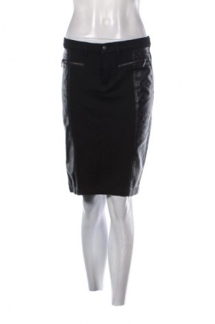 Fustă Tezenis, Mărime M, Culoare Negru, Preț 44,00 Lei