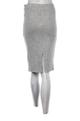 Пола Tom Tailor, Размер M, Цвят Сив, Цена 6,64 €