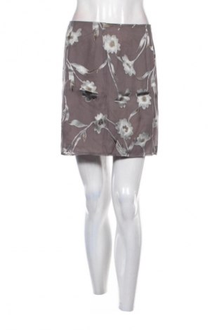 Пола Unbranded, Размер S, Цвят Многоцветен, Цена 10,00 €