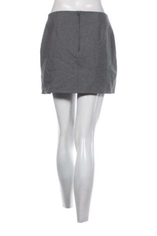 Пола Unbranded, Размер S, Цвят Сив, Цена 2,04 €