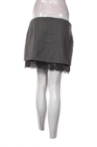 Пола Unbranded, Размер L, Цвят Сив, Цена 2,04 €