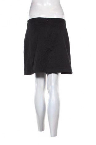 Пола Unbranded, Размер L, Цвят Черен, Цена 7,15 €