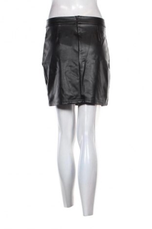 Пола Unbranded, Размер M, Цвят Черен, Цена 7,15 €