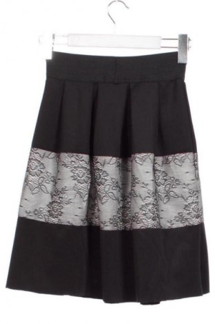 Пола Unbranded, Размер XXS, Цвят Черен, Цена 6,64 €