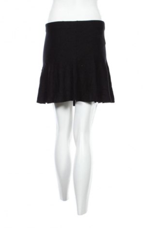 Пола Unbranded, Размер S, Цвят Черен, Цена 2,55 €