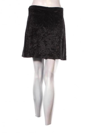 Fustă United Colors Of Benetton, Mărime M, Culoare Negru, Preț 25,99 Lei