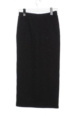 Пола Vero Moda, Размер XS, Цвят Черен, Цена 3,06 €