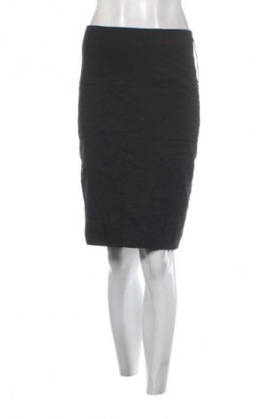 Пола Vero Moda, Размер M, Цвят Черен, Цена 2,55 €