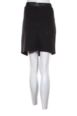 Sukně Yessica, Velikost XL, Barva Černá, Cena  179,00 Kč