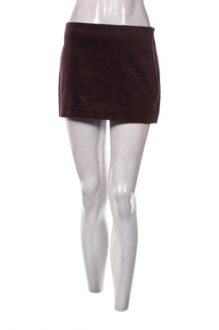 Пола Zara, Размер S, Цвят Лилав, Цена 5,11 €