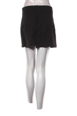 Пола Zara, Размер M, Цвят Черен, Цена 3,06 €