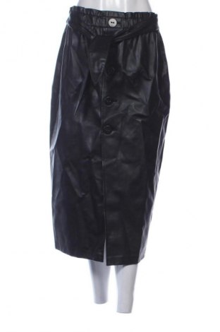 Пола Zara, Размер M, Цвят Черен, Цена 14,31 €