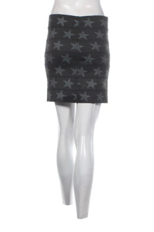 Пола Zara, Размер M, Цвят Многоцветен, Цена 5,11 €